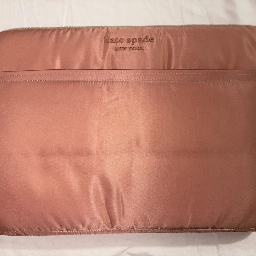 Kate Spade New York -Puffer Universal - Laptop Sleeve for 16”-No box-